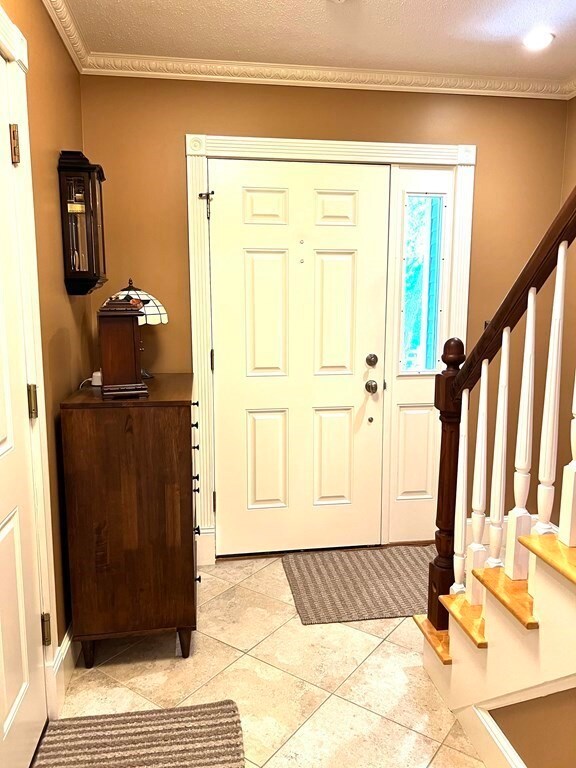 2 Evergreen Way, Peabody, MA 01960 - photo 5