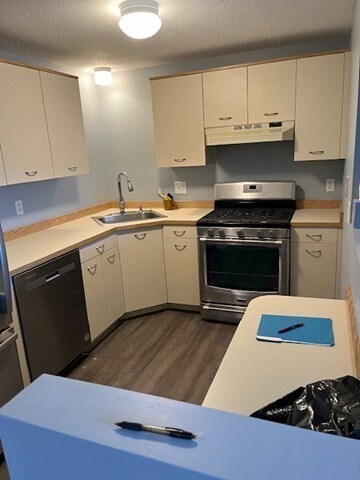 New Hall Condominiums unit 410, Lowell, MA 01852 - photo 3