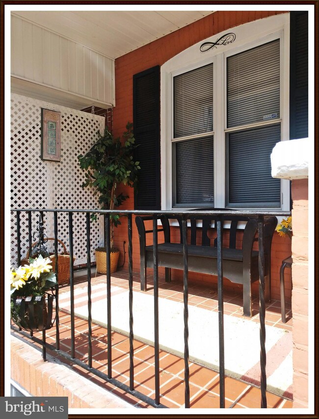 1615 W 8th St, Wilmington, DE 19805 - photo 2