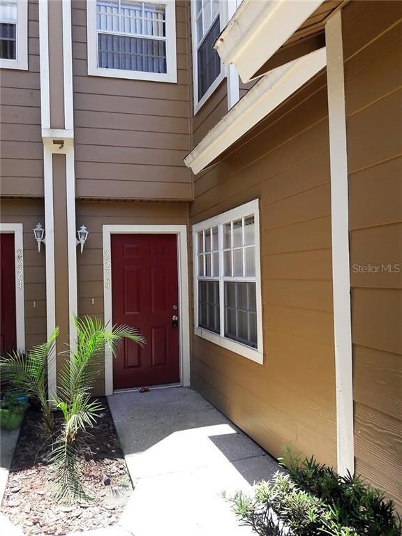 2214 Fan Palm Dr, Davenport, FL 33837 - photo 2
