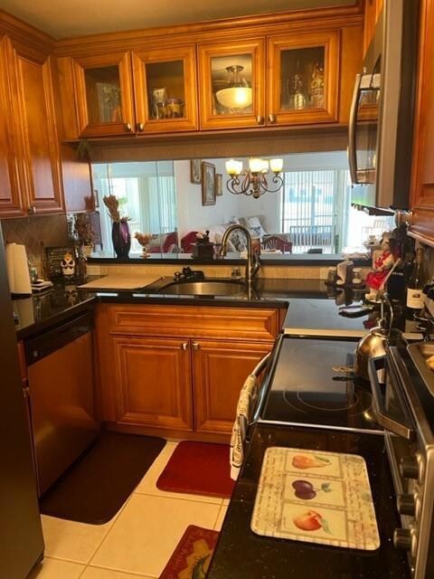 Another view of kitchen