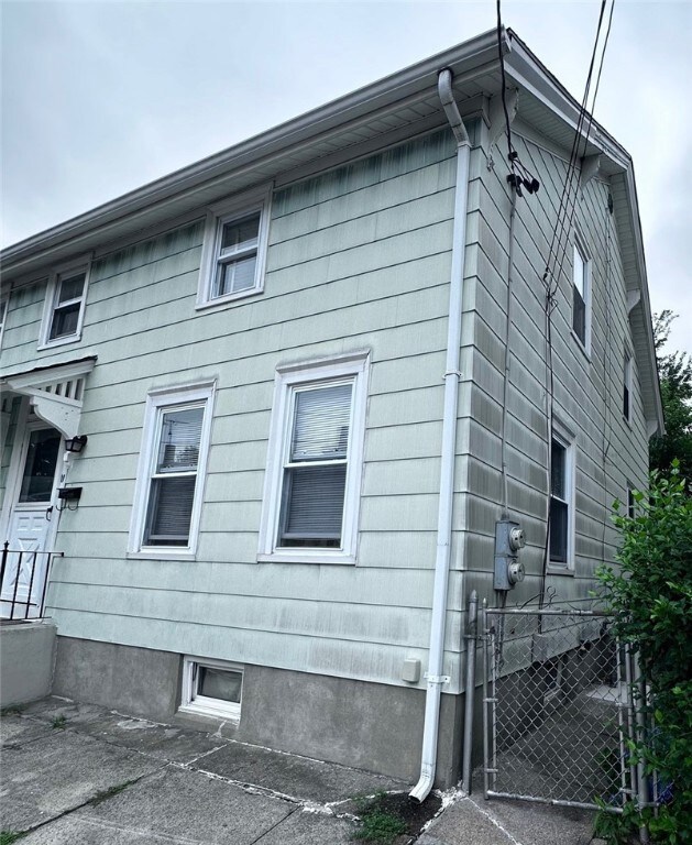 11 Eli St, Cumberland, RI 02864 - photo 5