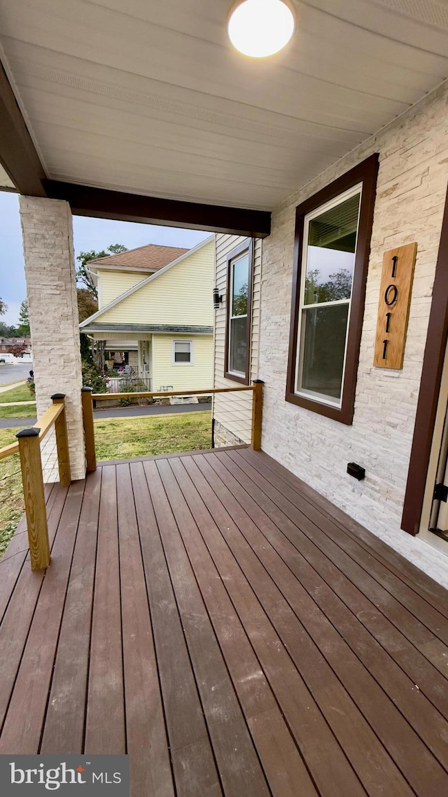 1011 Elnore Ave, Temple, PA 19560 - photo 6