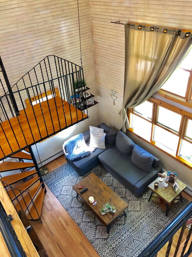 10 Freeman St, Buzzards Bay, MA 02532 - photo 5