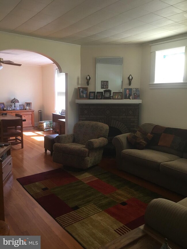 3016 Beverly Rd, Baltimore, MD 21214 - photo 2