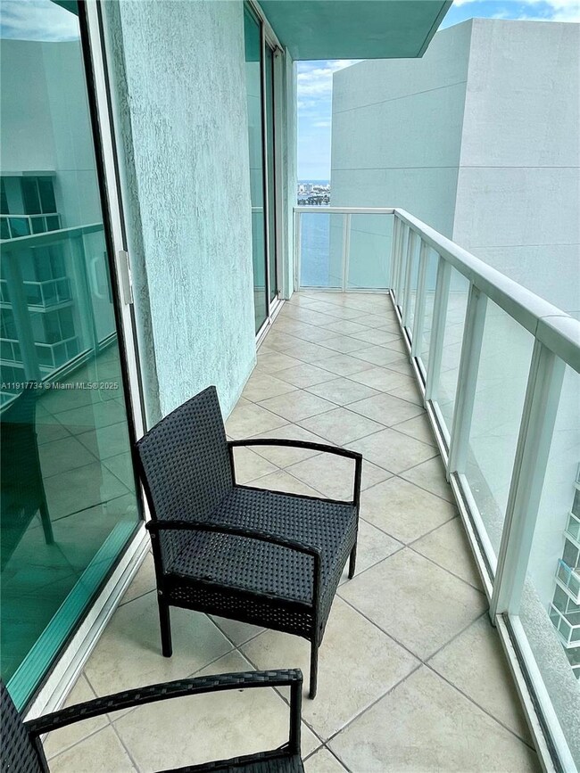 Quantum On the Bay unit 3907, Miami, FL 33132 - photo 7