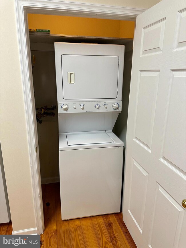 11955 Mill Run Rd unit A, Newburg, MD 20664 - photo 6