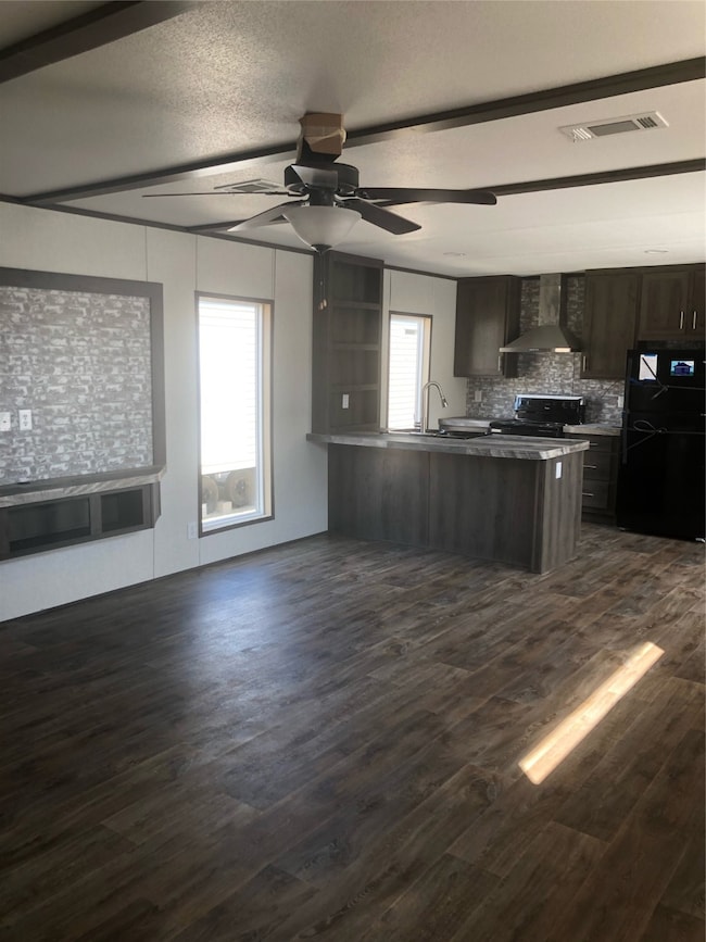 10161 Pollard Rd unit 2, Willis, TX 77318 - photo 2