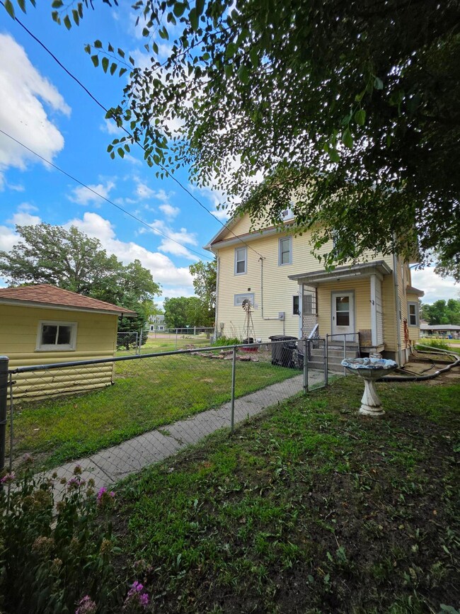 922 University Blvd, Mitchell, SD 57301 - photo 6