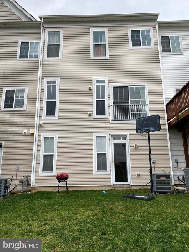 7308 Chaddsford Shoreside Ct, Brandywine, MD 20613 - photo 4