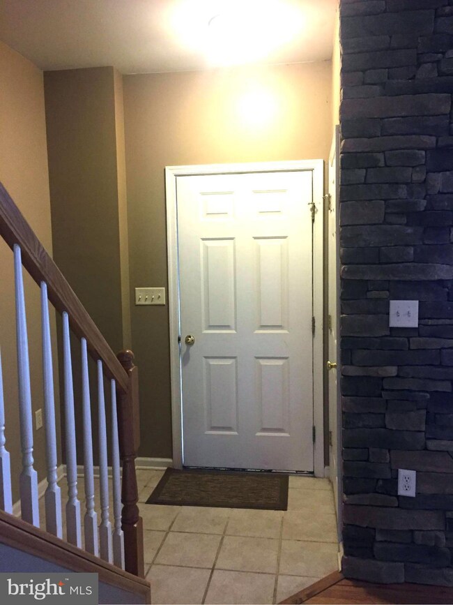 1980 Ashley Dr, Chambersburg, PA 17201 - photo 2