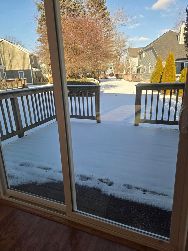 32 Jessica Dr unit U29, Nashua, NH 03060 - photo 5