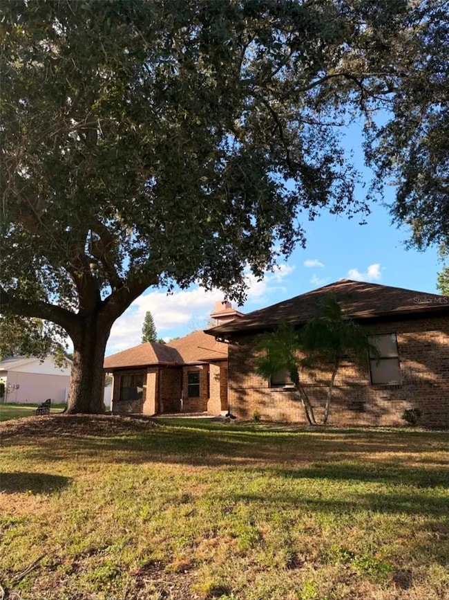 1102 Sugartree Dr S, Lakeland, FL 33813 - photo 2