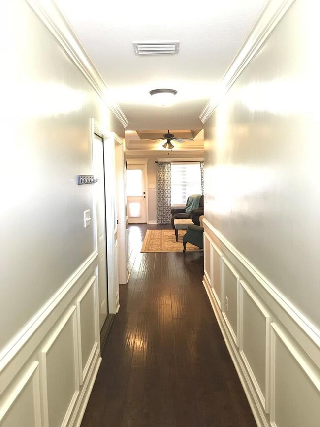 Front Foyer Entry