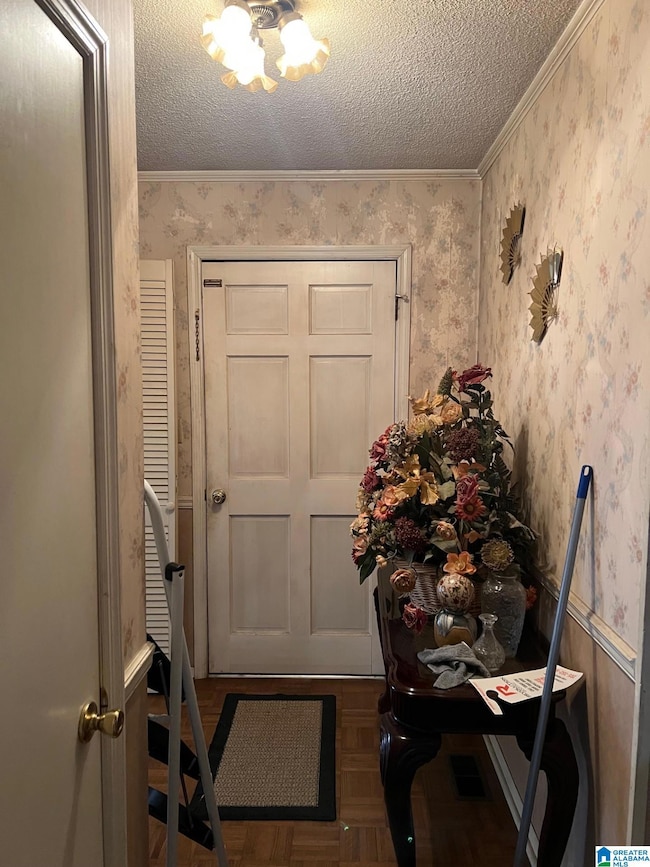 2747 6th St NE, Center Point, AL 35215 - photo 4