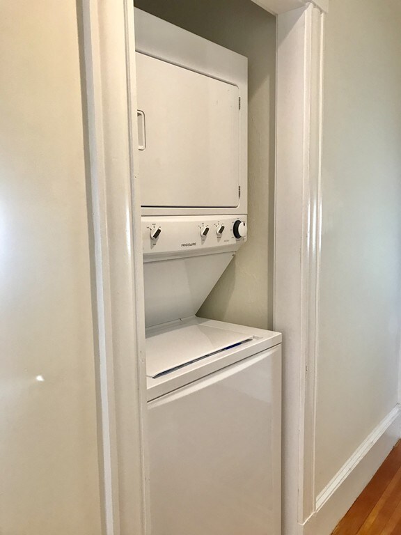 60-62 Warren Ave unit 3, Milton, MA 02186 - photo 5