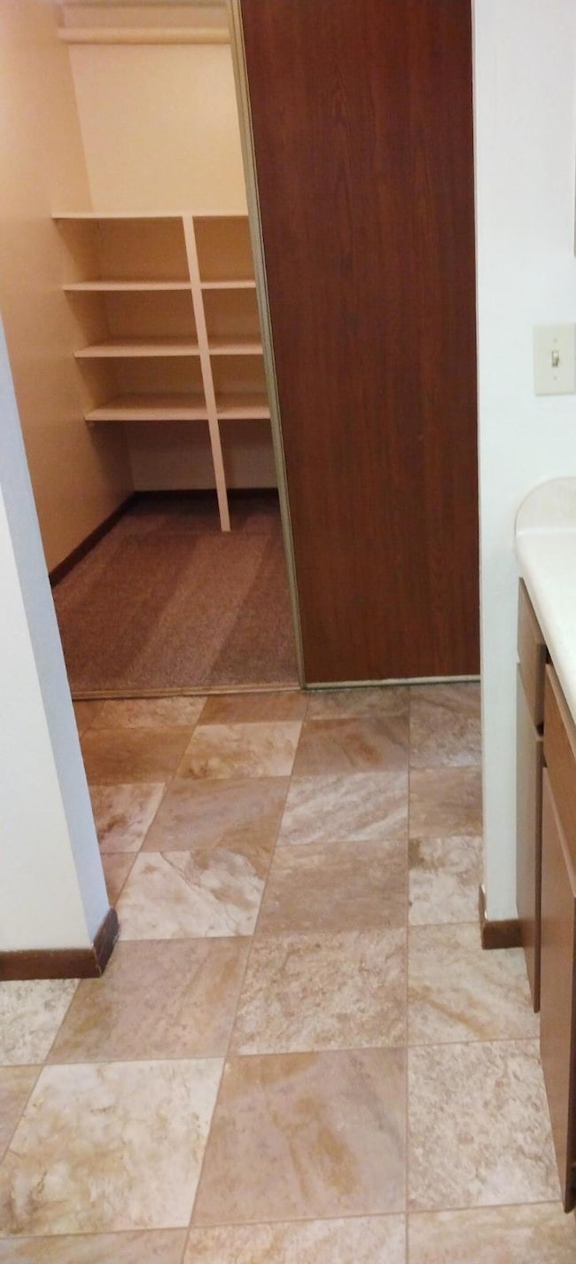 520 Saint Johns St unit 6, Morgan, MN 56266 - photo 3