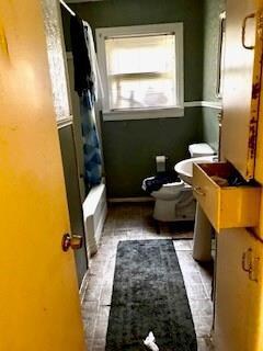 1107 S Howeth St, Gainesville, TX 76240 - photo 3