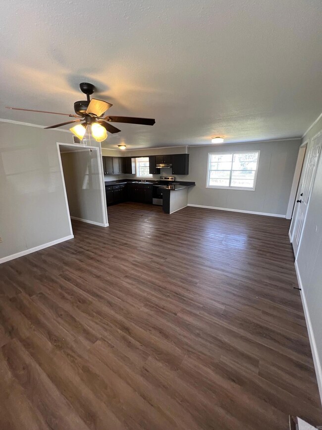 411 Walnut Dr, Paragould, AR 72450 - photo 5