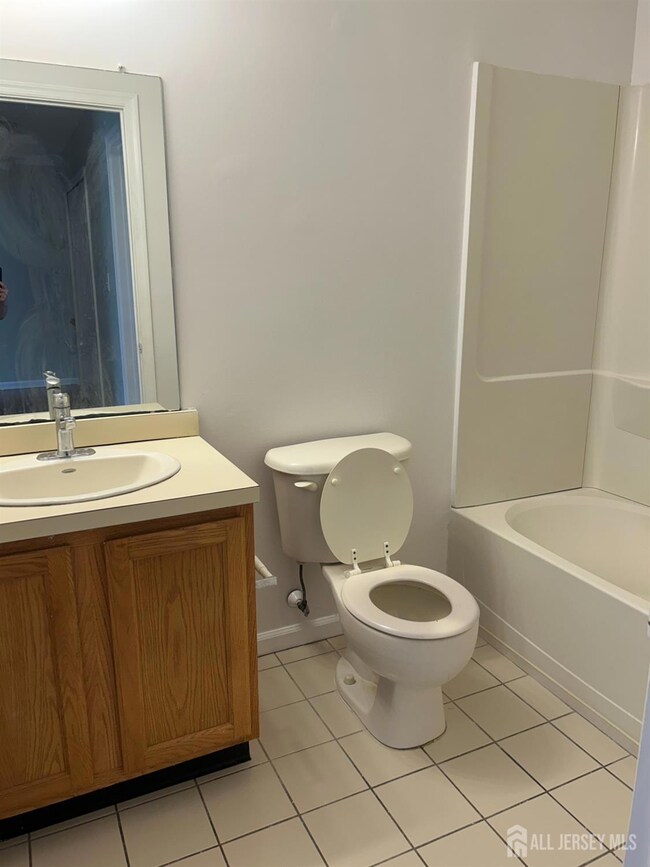 114 Remsen Ave, New Brunswick, NJ 08901 - photo 5