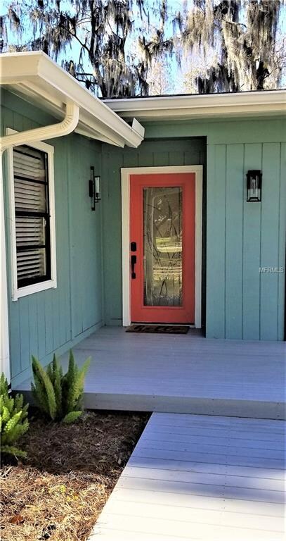 2619 Wilson Cir, Lutz, FL 33548 - photo 6