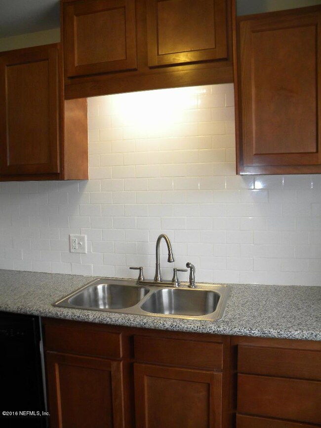 2955 Park St, Jacksonville, FL 32205 - photo 3