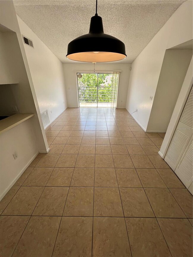 Alhambra Courts Condo unit A313, Orlando, FL 32839 - photo 4