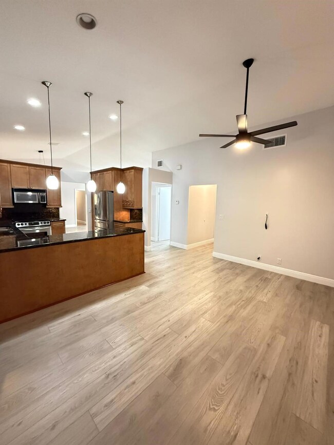 14911 Castlegate Ave, Davie, FL 33331 - photo 7