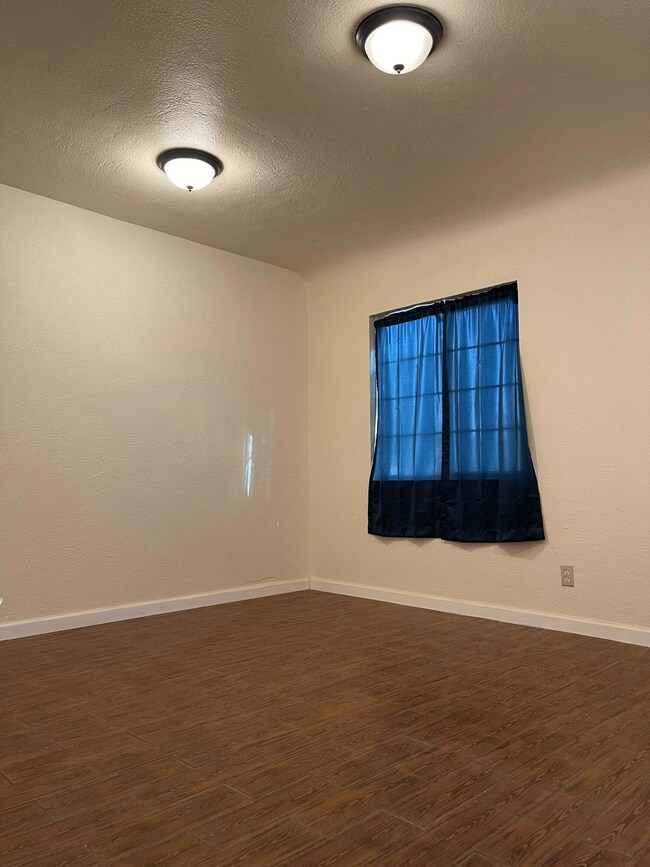 7805 Parral Dr, El Paso, TX 79915 - photo 7