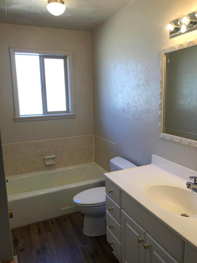 5602 Greenwood Dr, Farmington, NM 87402 - photo 3