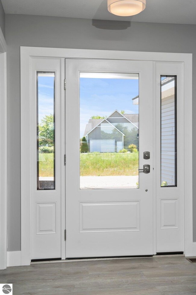 2670 Loop Dr, Traverse City, MI 49685 - photo 6