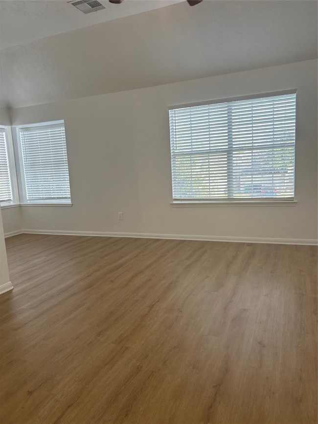 LARGE  SECOND BEDROOM