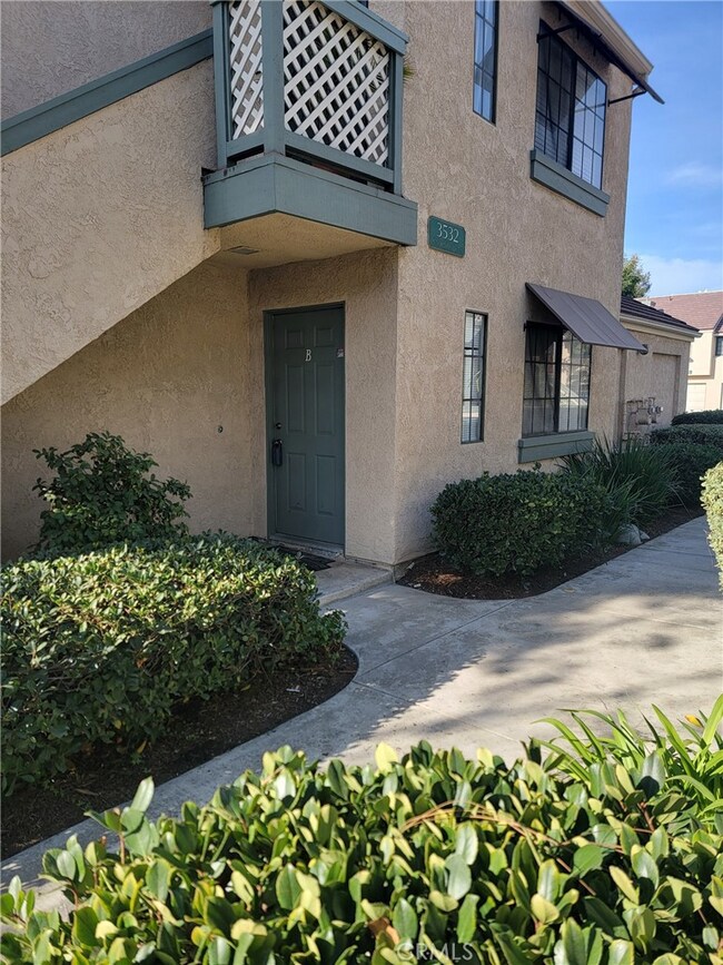 3532 W Stonepine Ln unit B, Anaheim, CA 92804 - photo 3