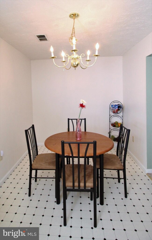 105 Hailey Ln unit D9, Strasburg, VA 22657 - photo 5