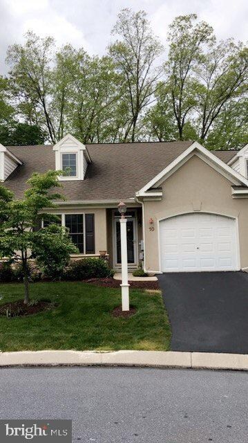 10 Pitt Ct, Lancaster, PA 17602 - photo 2