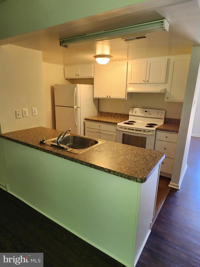 425 Strathaven Ct, Newark, DE 19702 - photo 3