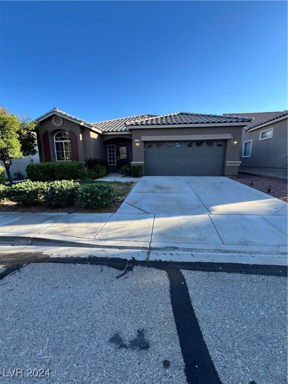 10205 Queens Church Ave, Las Vegas, NV 89135 - photo 2