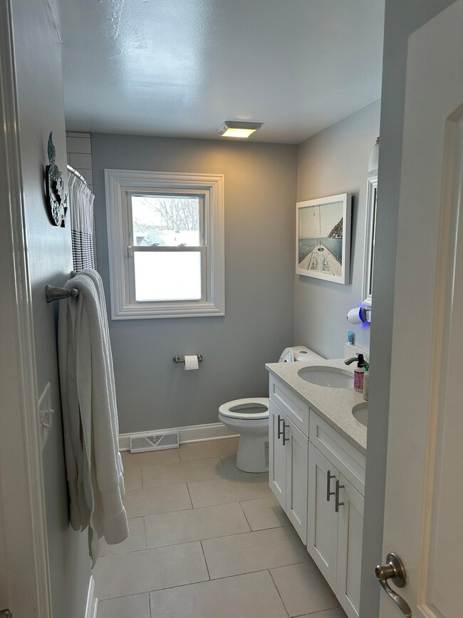 129 Tupelo Ave, Naperville, IL 60540 - photo 6