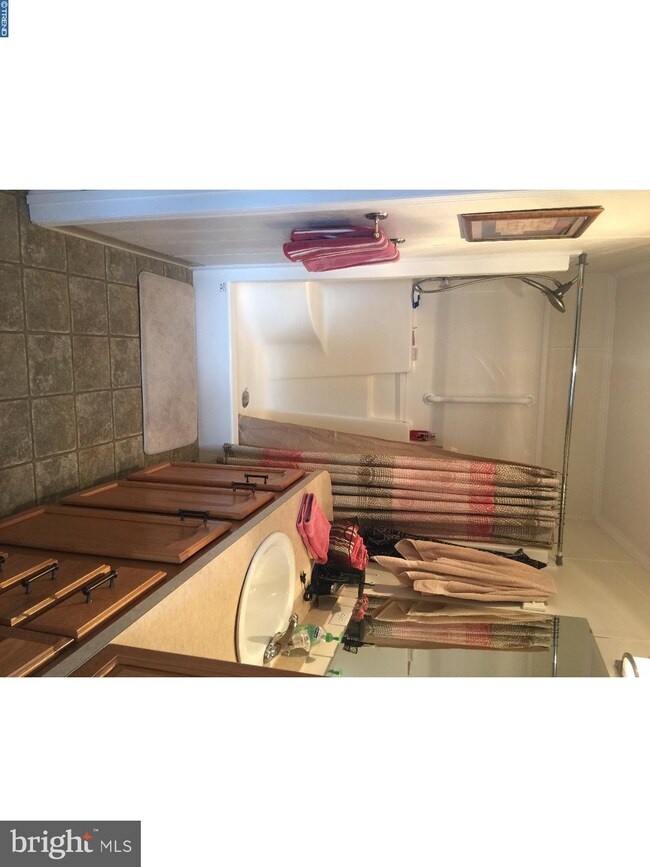 876 Latshaw Rd, Spring City, PA 19475 - photo 6