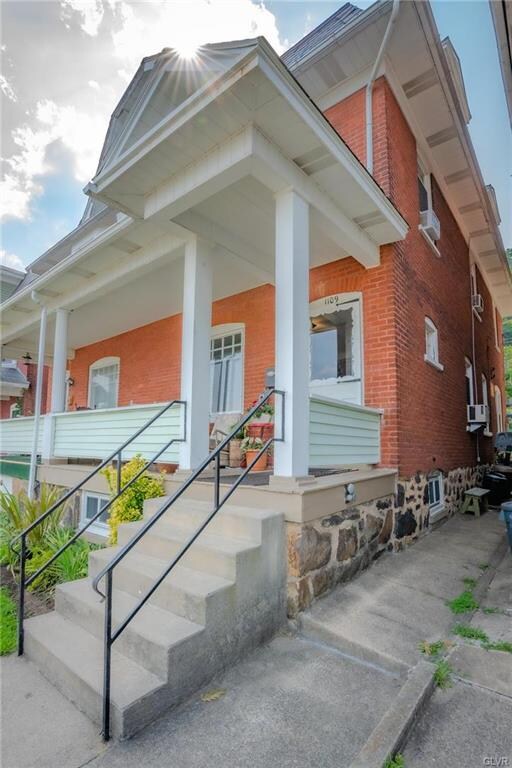 1109 Russell Ave, Fountain Hill, PA 18015 - photo 4