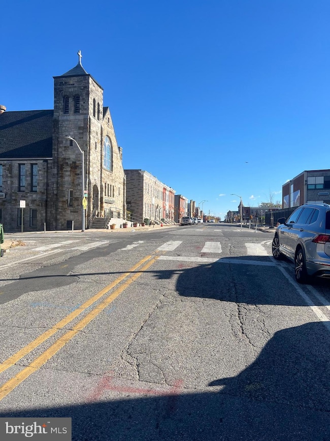 2135 E Oliver St, Baltimore, MD 21213 - photo 4