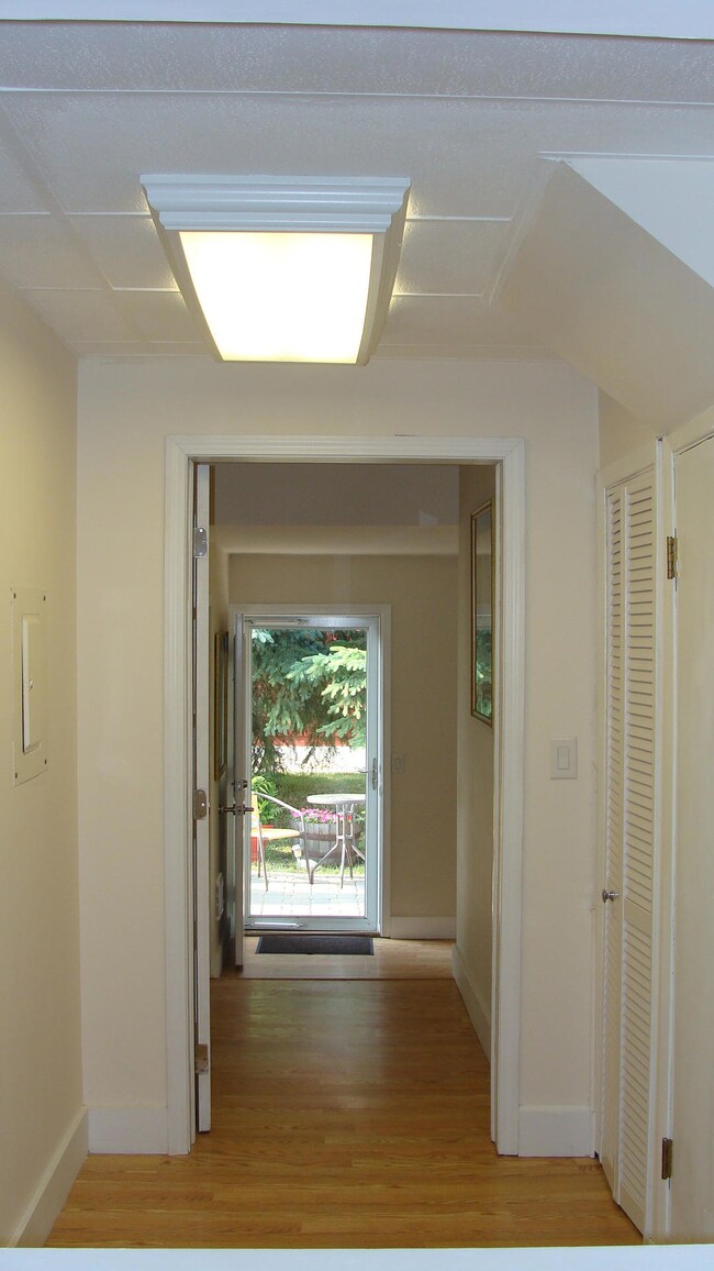 Hallway to Rear Bedroom