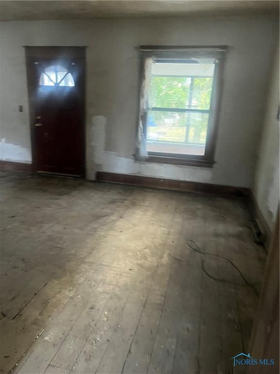 644 Nicholas St, Toledo, OH 43609 - photo 5