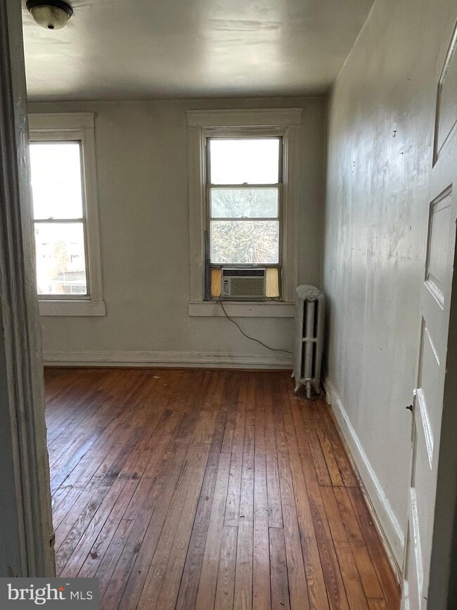 1719 Chilton St, Baltimore, MD 21218 - photo 6