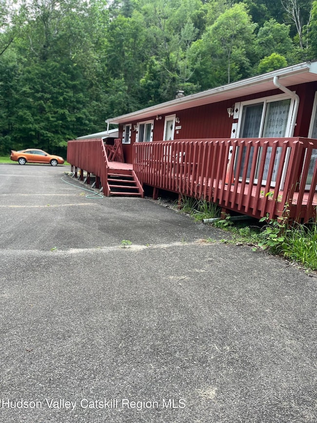 116 Nissenbaum Dr, Spring Glen, NY 12483 - photo 2