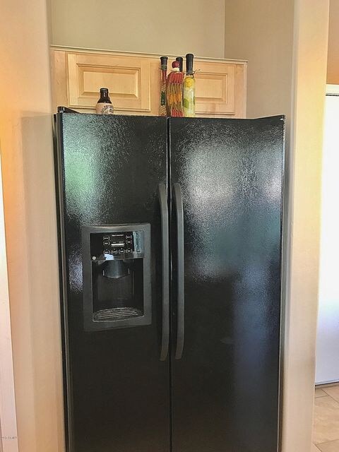 Refrigerator Conveys