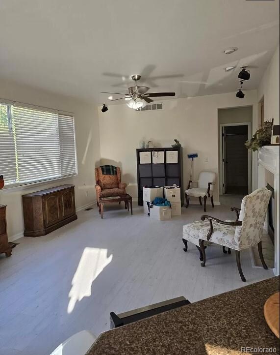 4777 Laurelglen Ln, Highlands Ranch, CO 80130 - photo 7