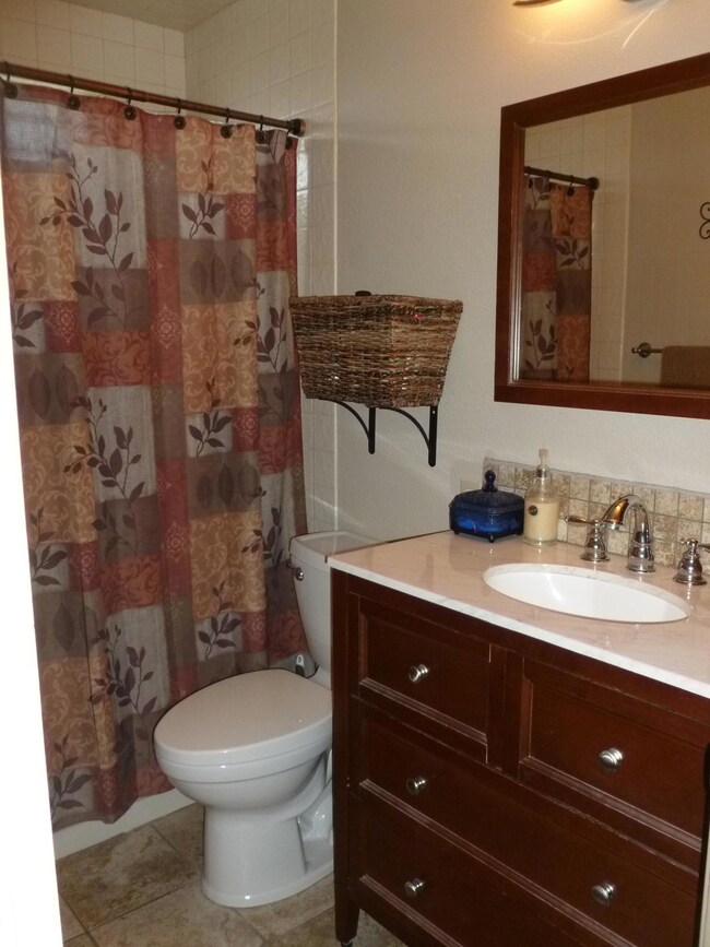 1001 3rd St, Redding, CA 96002 - photo 4