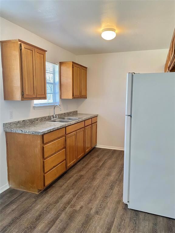 722 N Taylor St, Gainesville, TX 76240 - photo 7