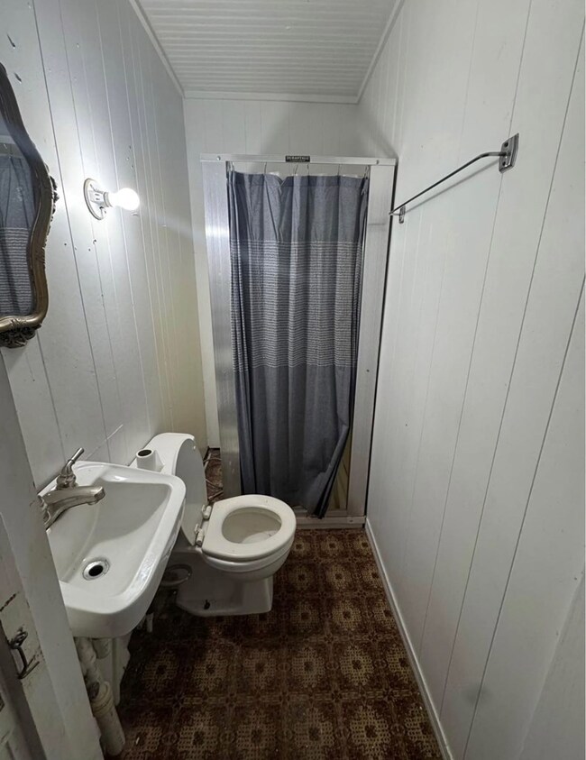 457 Graves Rd, Ellisville, MS 39437 - photo 4